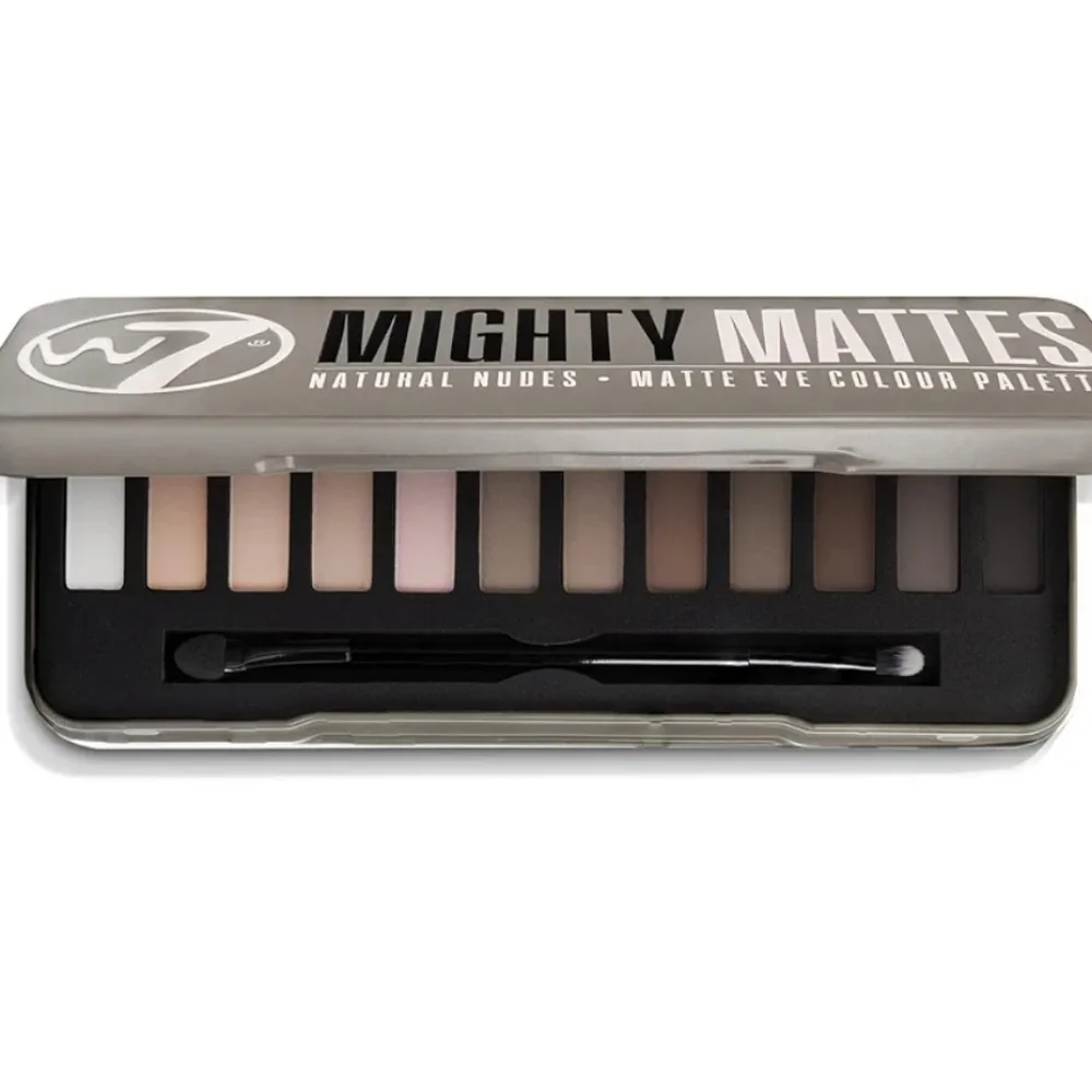 NWT W7 Mighty Mattes Natural Nudes Eye Shadow 12-Colour Palette